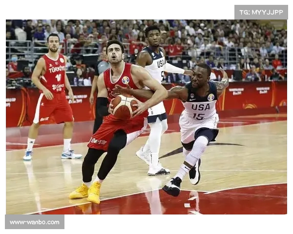 上海李添荣称以平常心比赛 球队心态稳定准备充分 上海李添荣称以平常心比赛 球队心态稳定准备充分